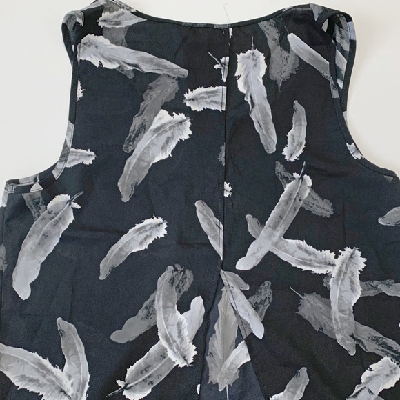 Express Split Back Tank Black Gray Feathers Top Blouse Sleeveless - XS - Picture 4 of 7
